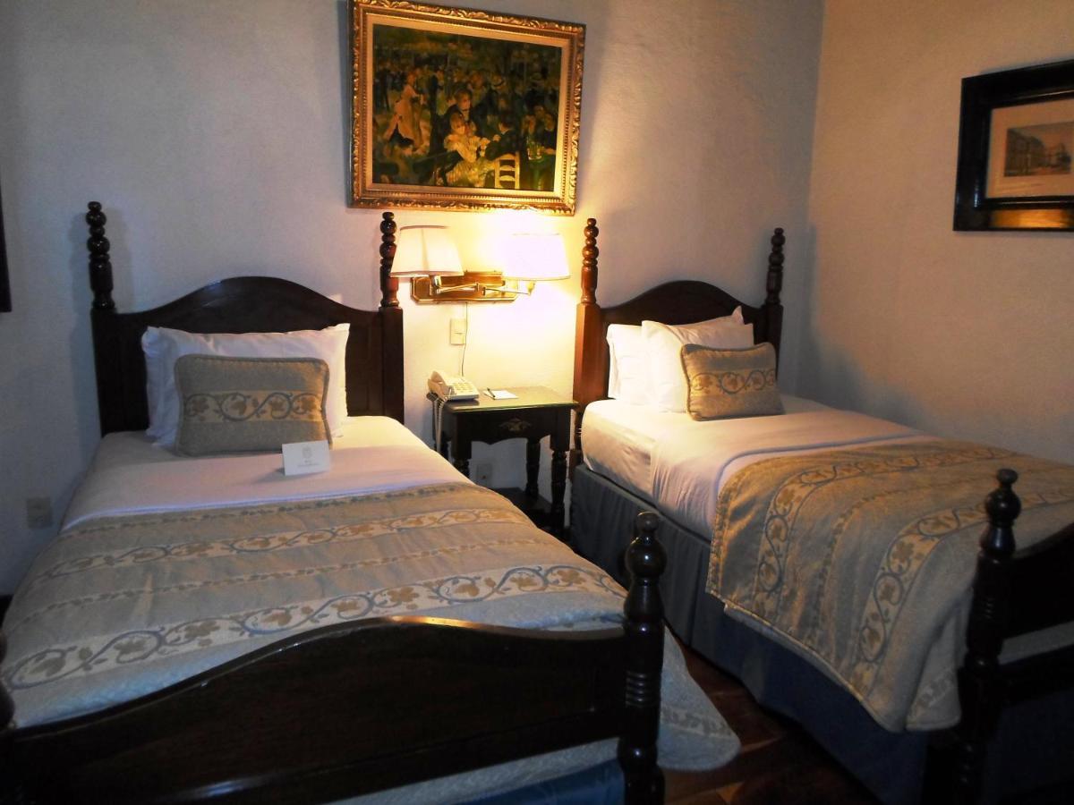Hotel Virrey De Mendoza Morelia Habitación foto