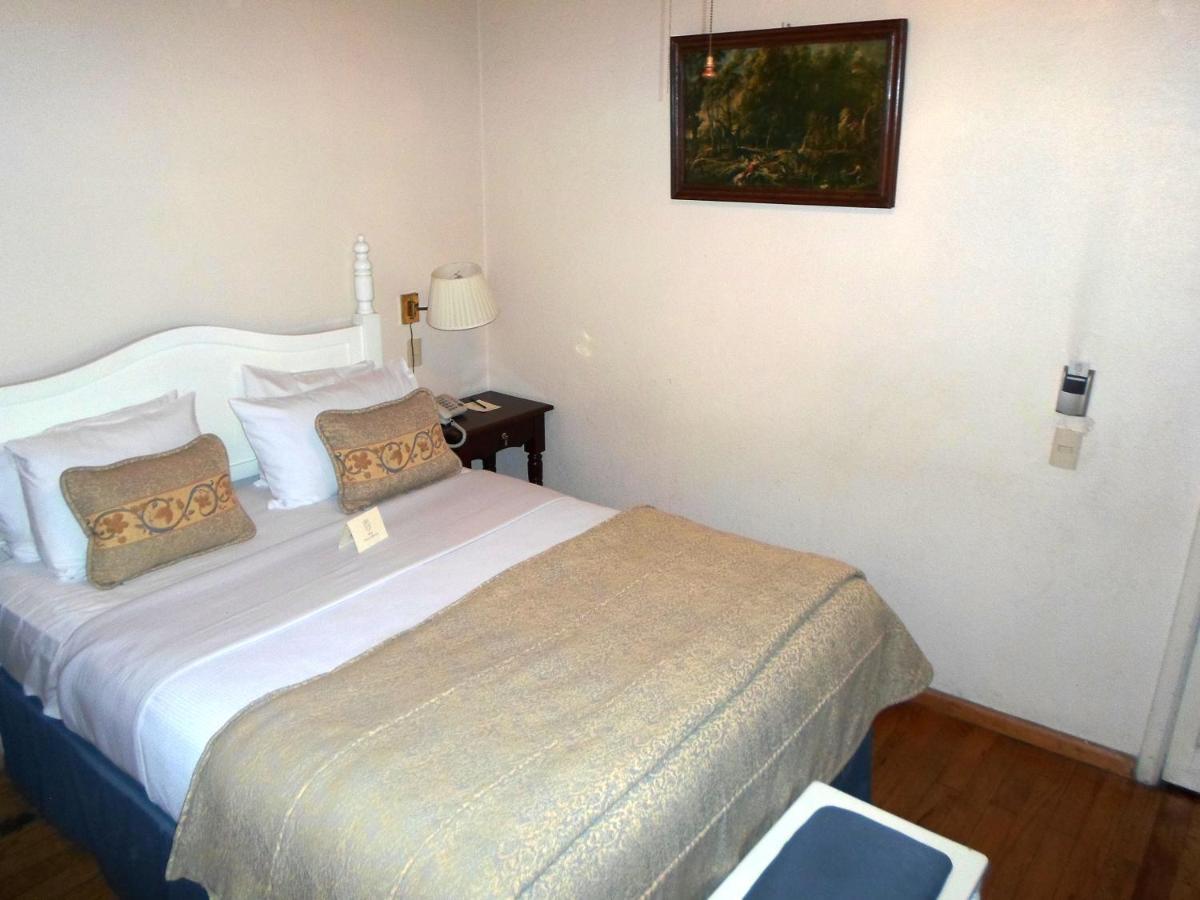 Hotel Virrey De Mendoza Morelia Habitación foto
